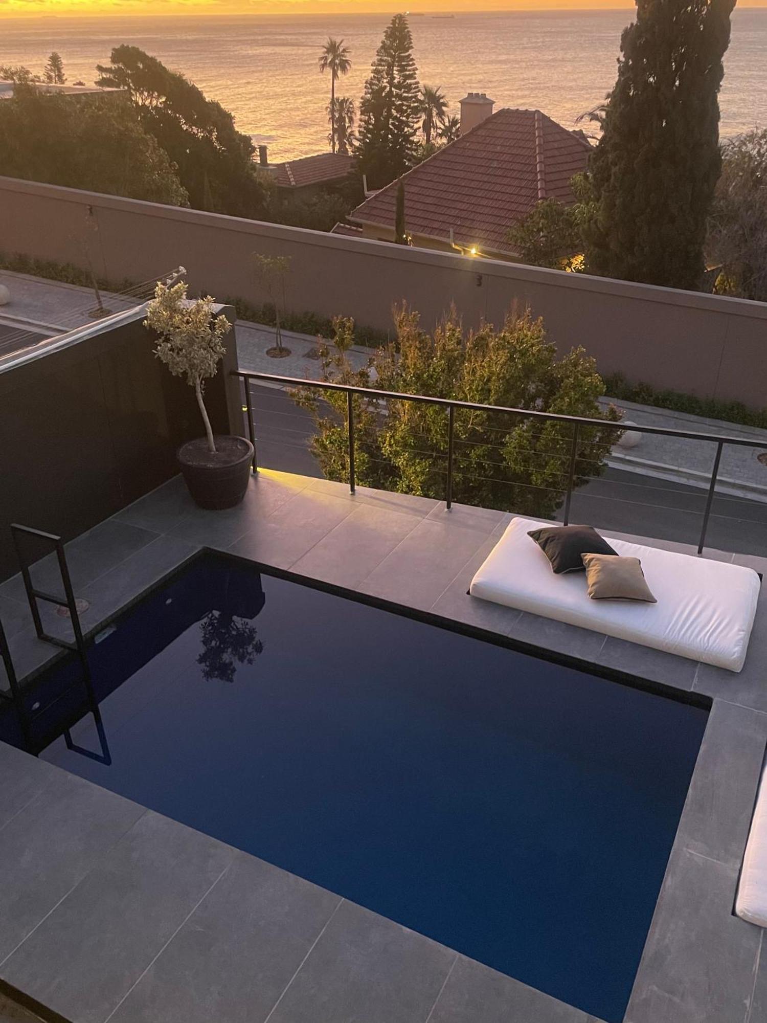 Cape20 Luxury Escape Hotel Кейптаун Екстериор снимка